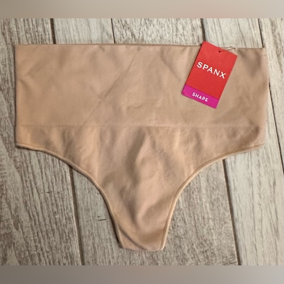 SPANX Other - Spanx Women's Beige Undie-Tectable High Waist Control Shaper Thong Size M NWT